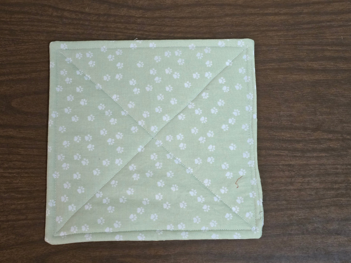 Pot-Holder-green and white paw print