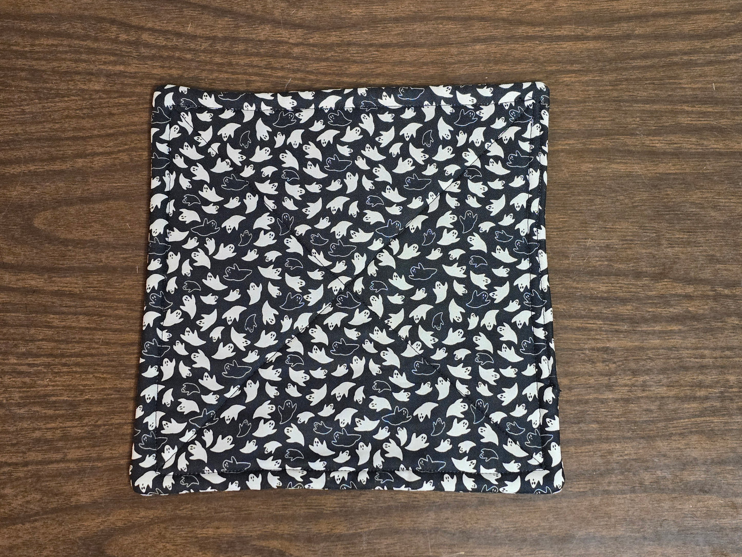 Pot-Holder-Halloween ghosts