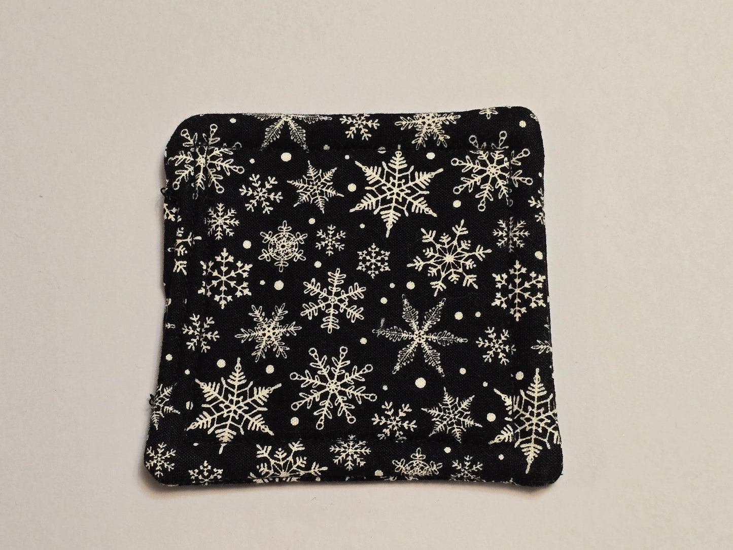 Coaster-Christmas white snowflakes