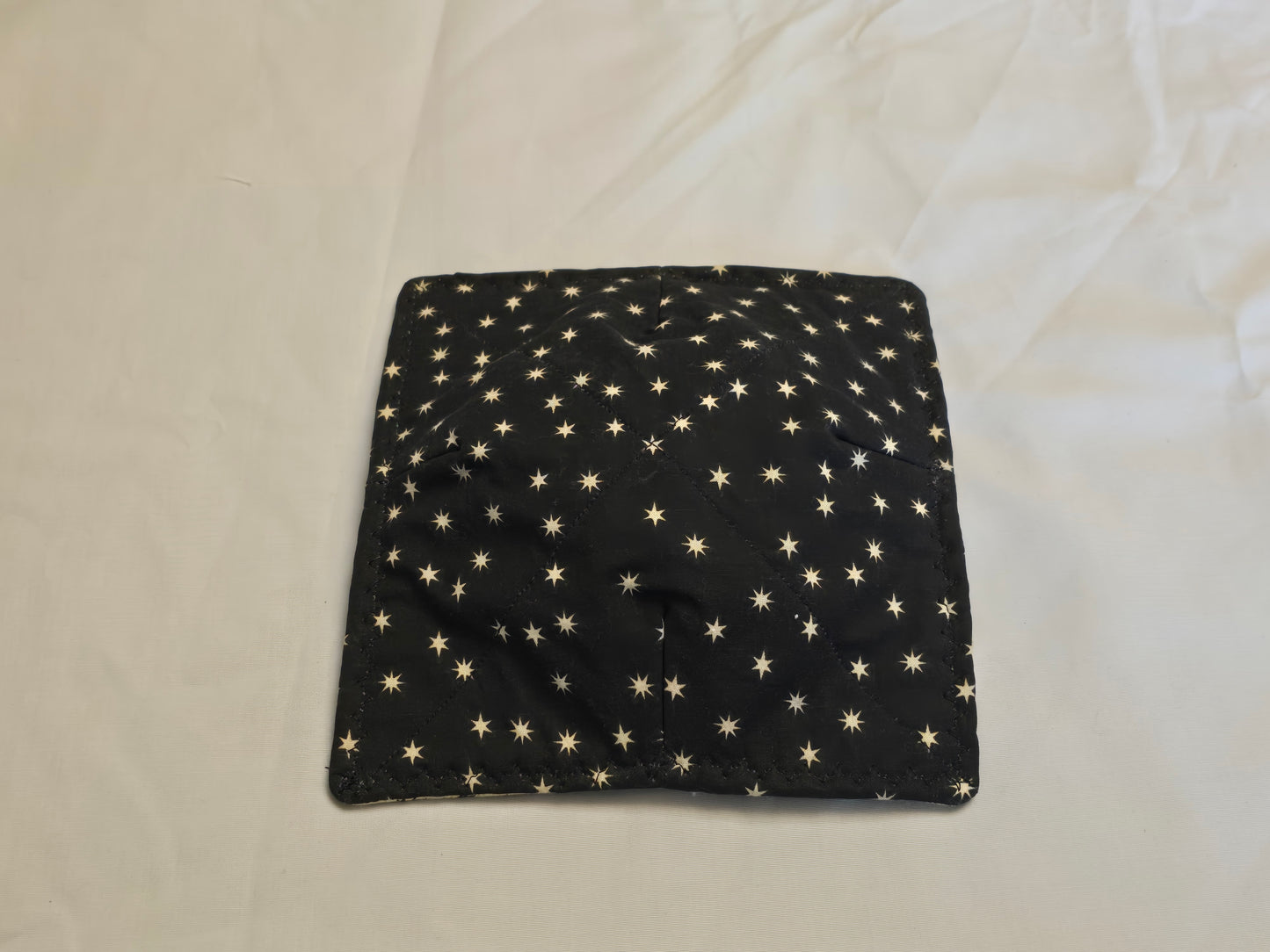 Plate Cozy-Elephants and kangaroos