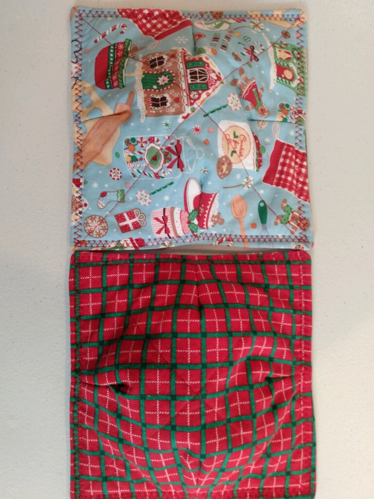 Plate Cozy-Christmas gingerbread-red and green plaid