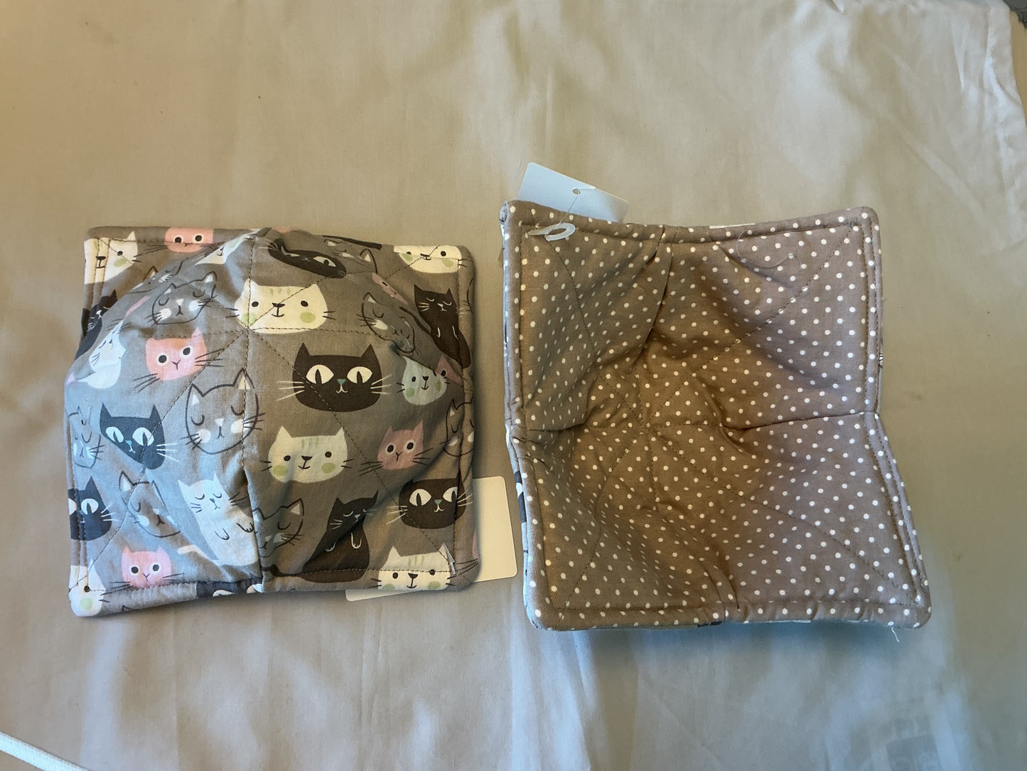Cozy bowl-gray and white cats/white polka dots