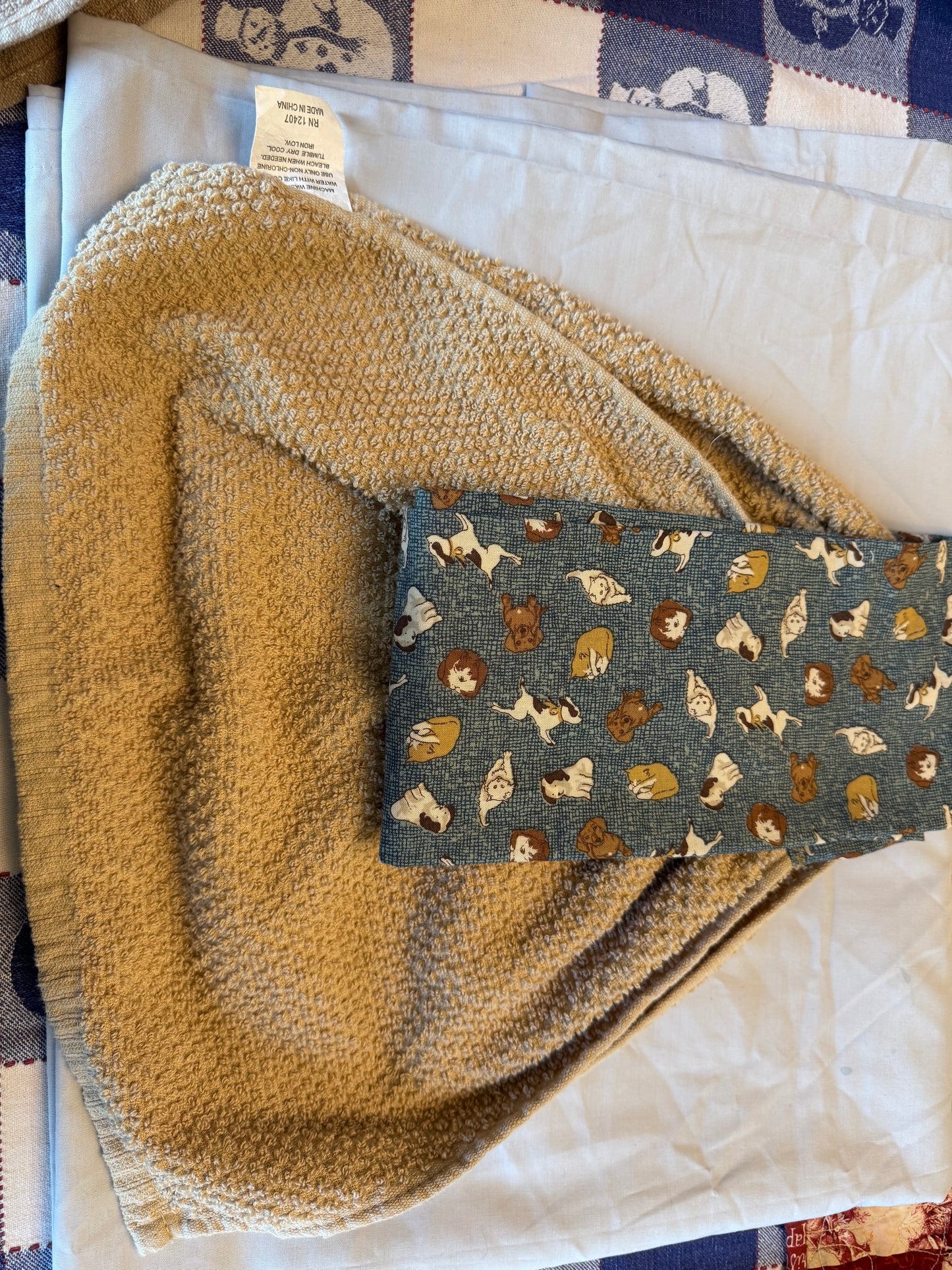 Towel scarf-cats and dogs