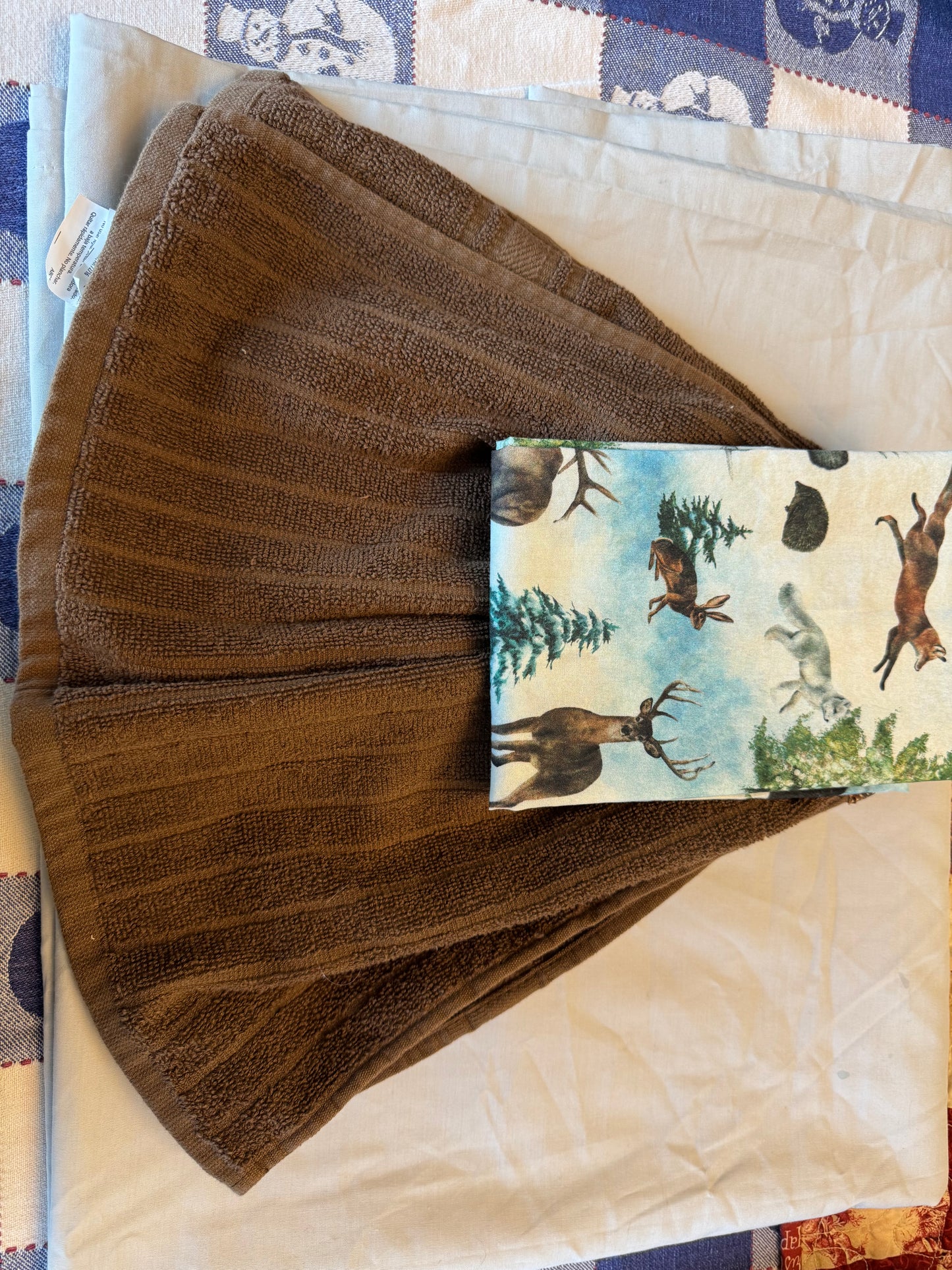Towel scarf-big game