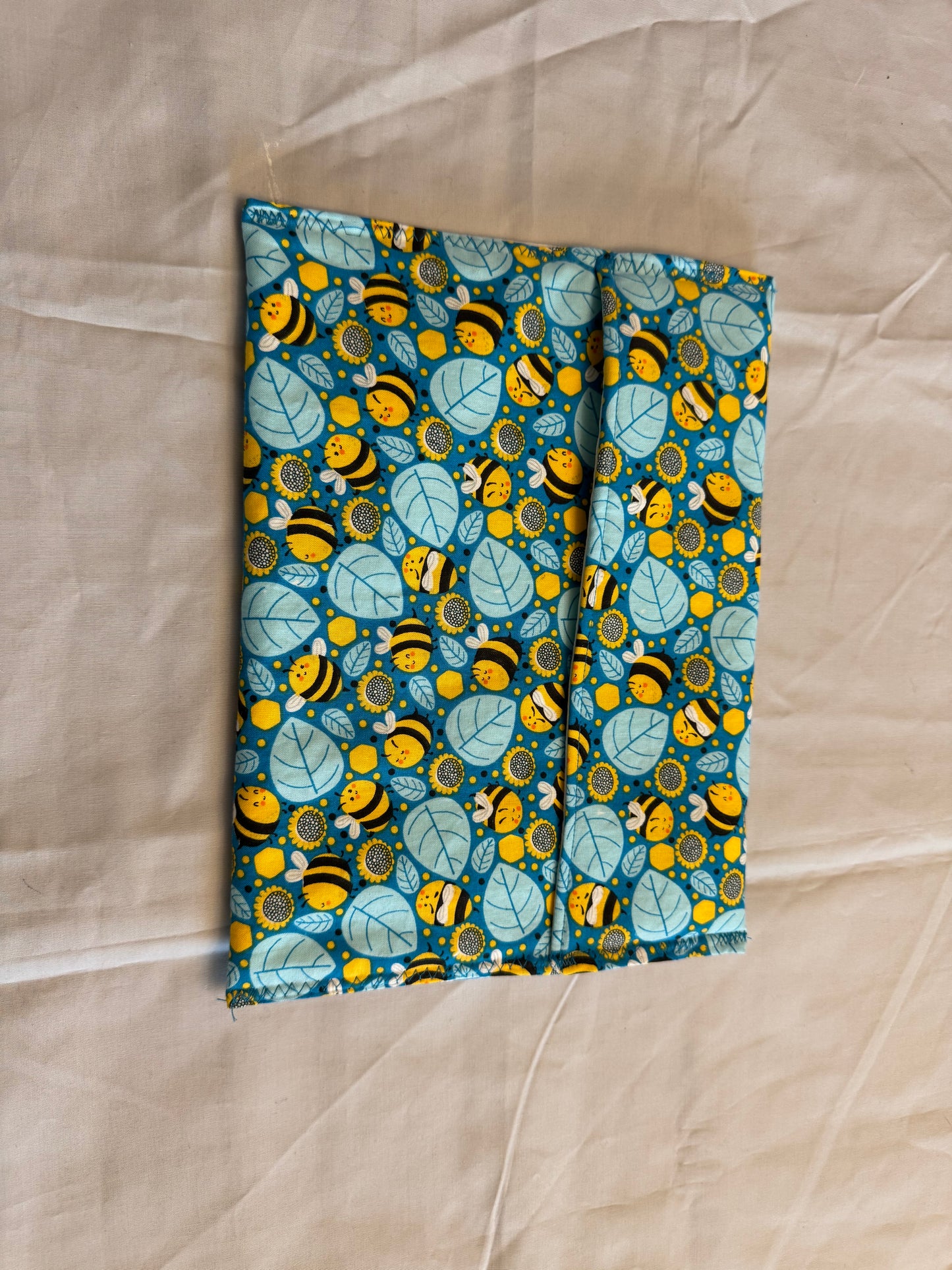 Potato bag happy bees and leaves