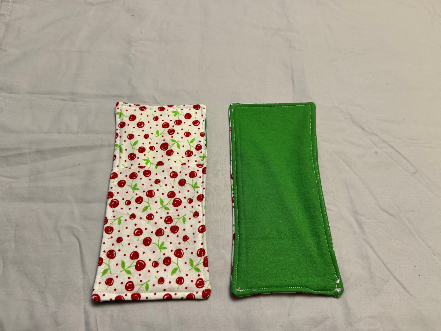Silverware sleeve cherries with green