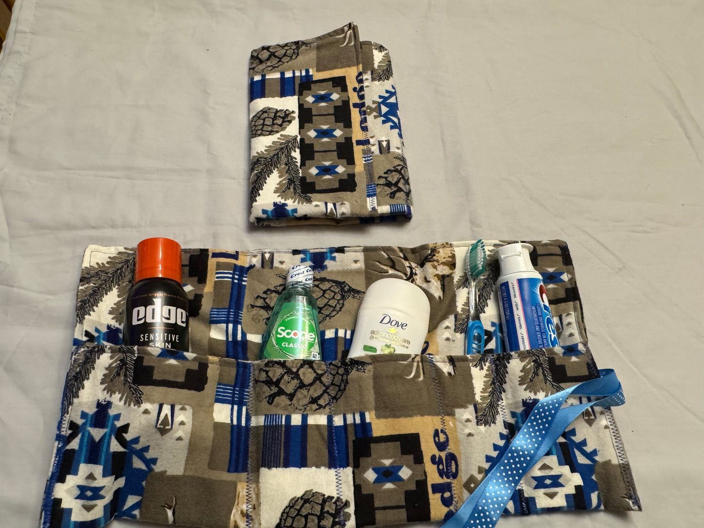 Hygiene roll up kit deer at the lodge
