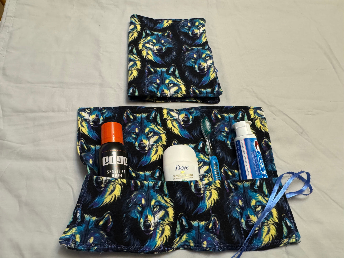 Hygiene roll up kit wolves