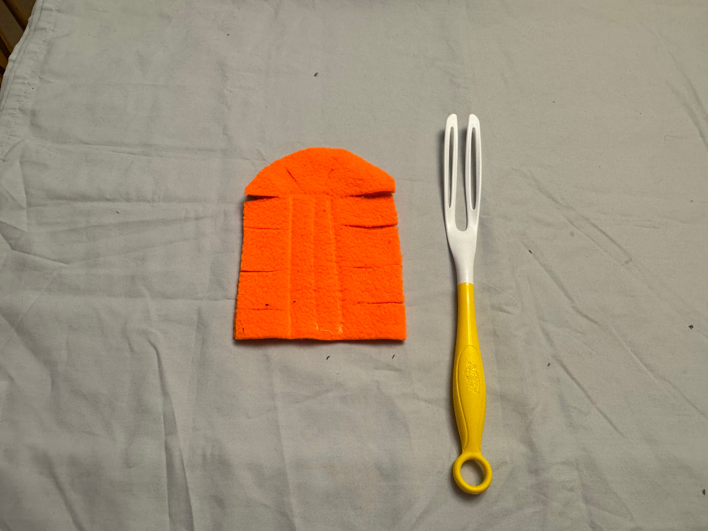 Swiffer duster pad orange