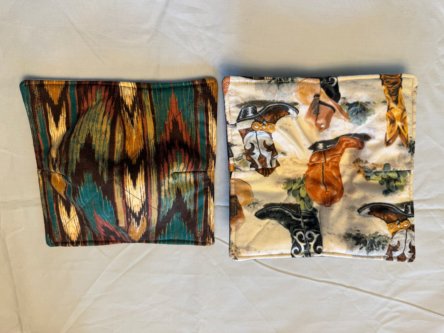 Plate cozy-Large cowboy boot/aztec print