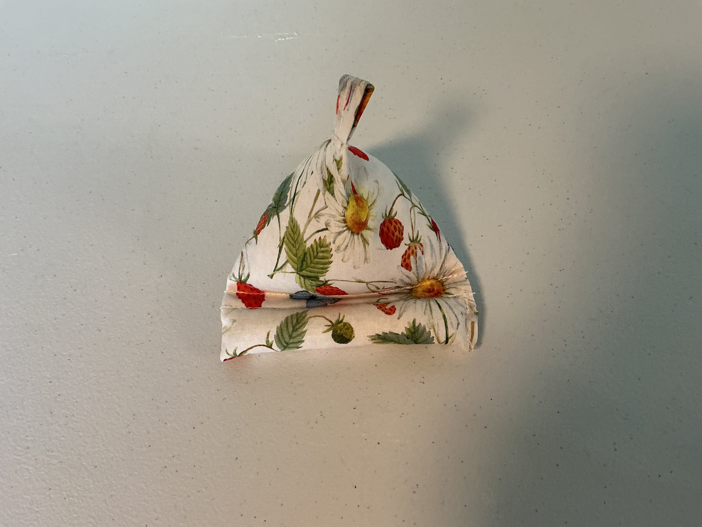 Phone/tablet-strawberries and flowers