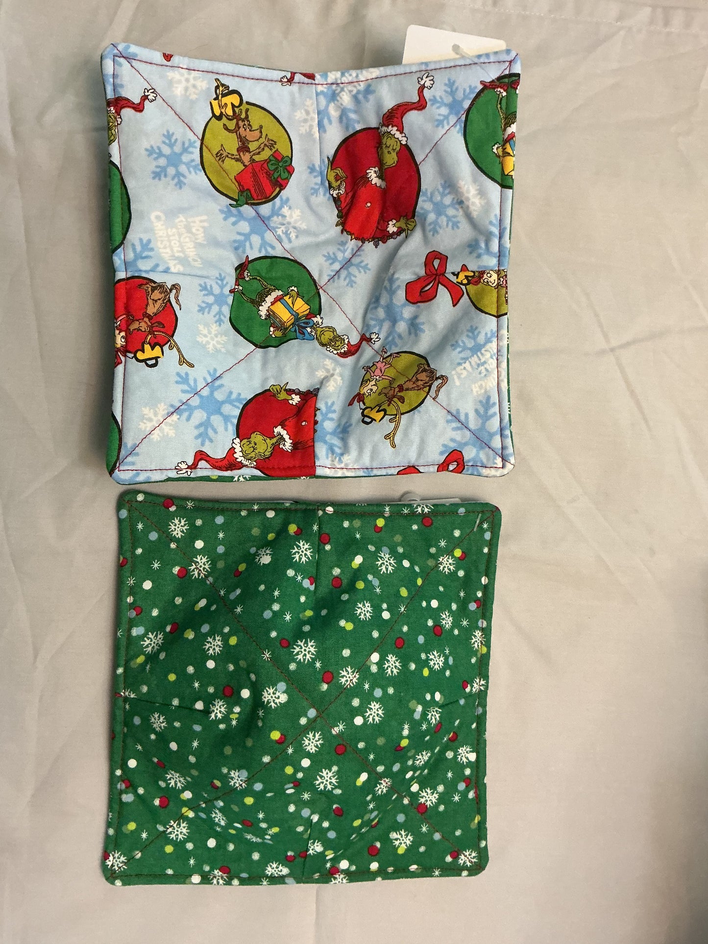 Plate cozy-Grinch ornament