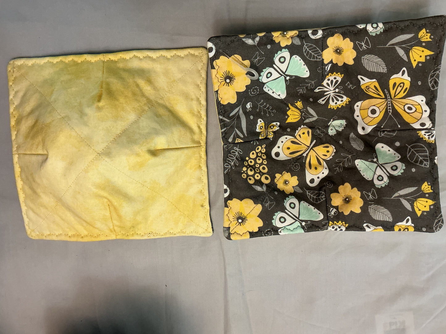 Plate cozy-Butterflies/yellow