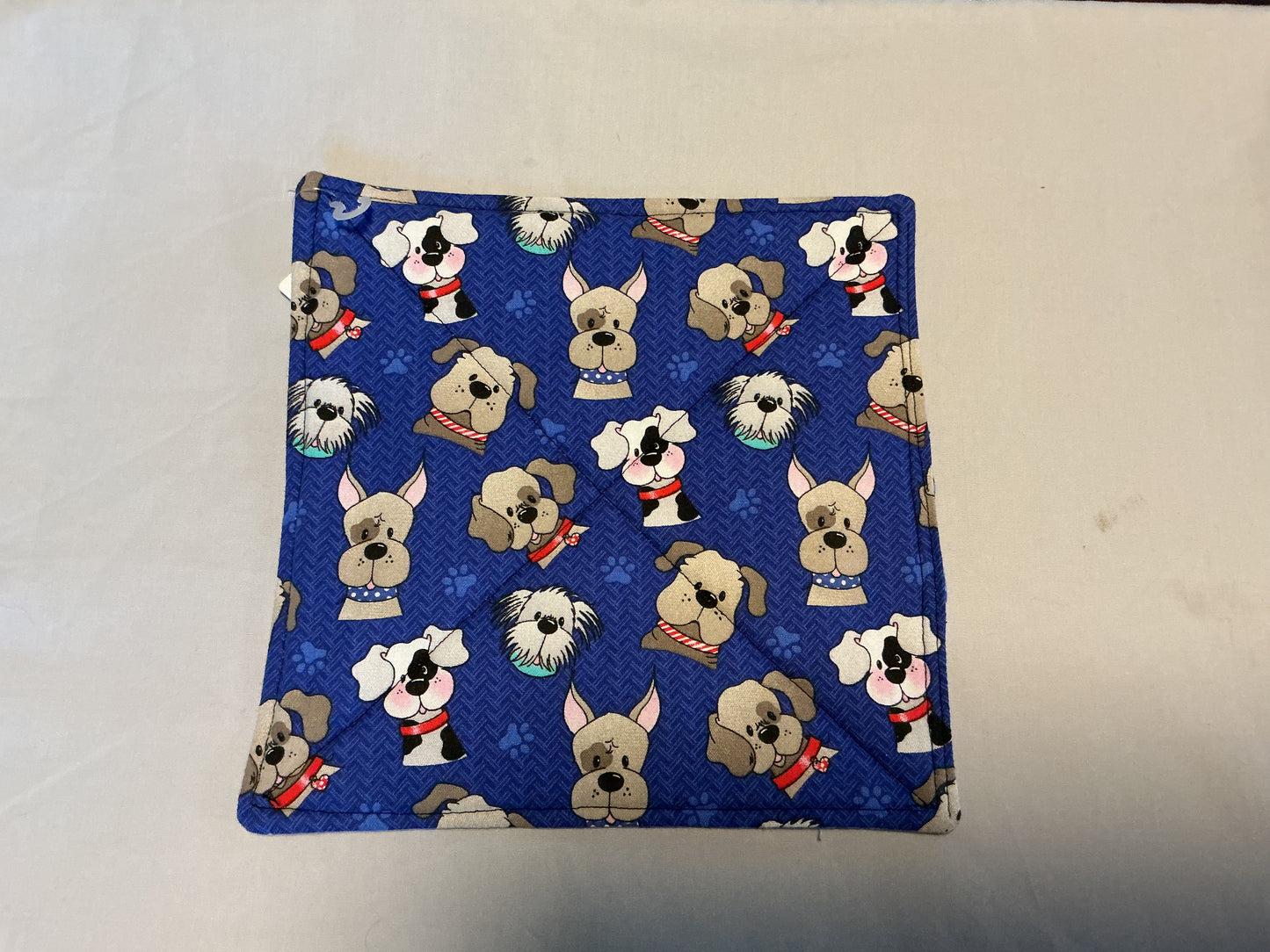 Pot holder-Doggies and bones/paw print