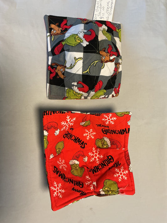 Cozy bowl-Grinch and dog/Merry Grinchmas