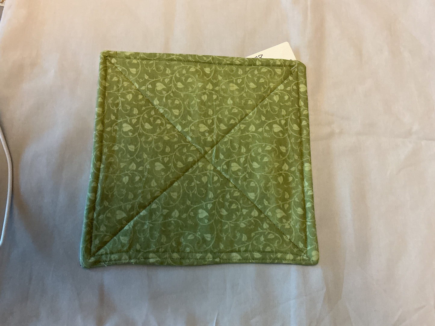 Pot holder-birds and birdhouses/green leaf