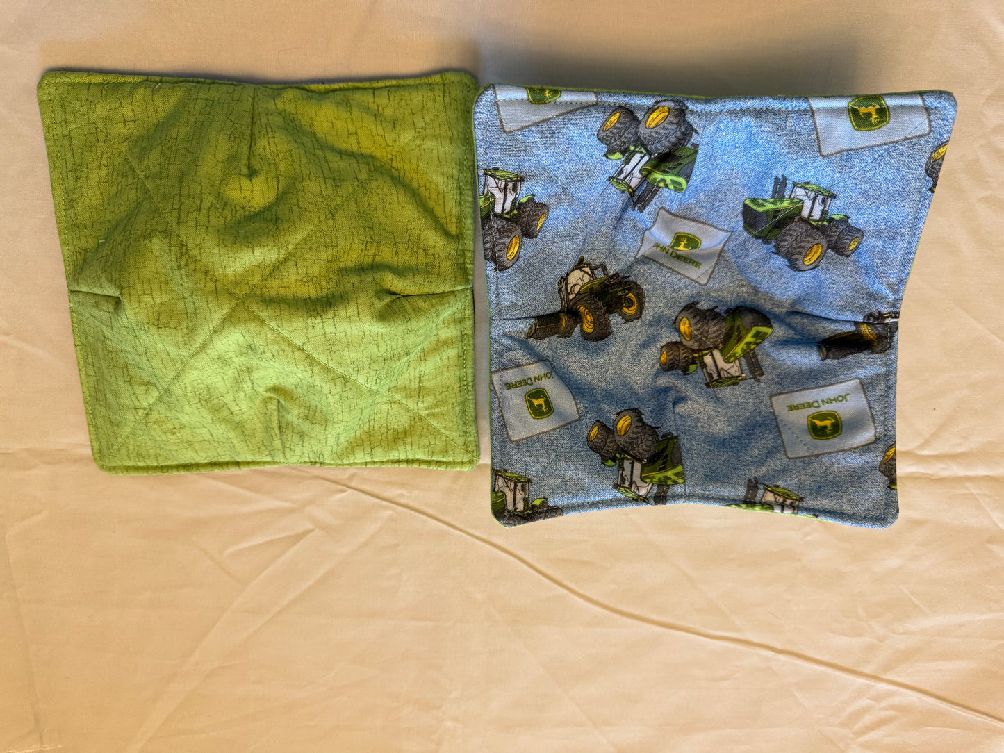 Plate cozy-John Deere denim/lime green
