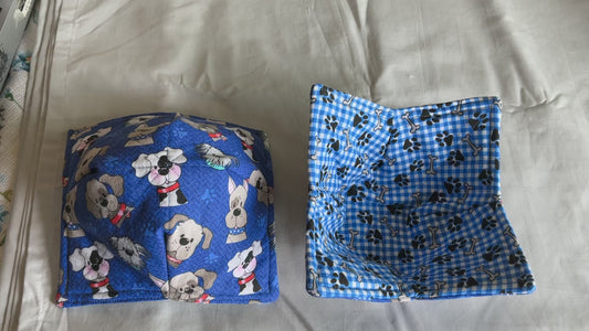 Bowl cozy-Doggies and paw prints