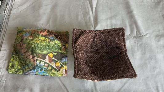 Bowl cozy-forest animals/paw print