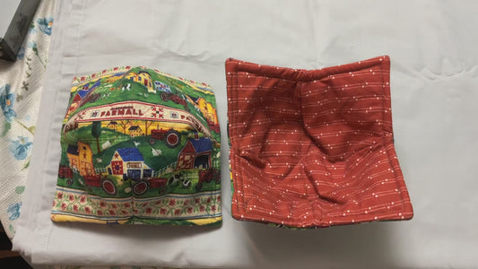 Bowl cozy-country farm/red stars