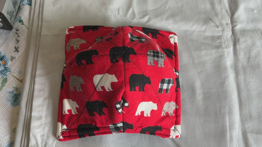 Bowl cozy-bears on plaid/grey plaid