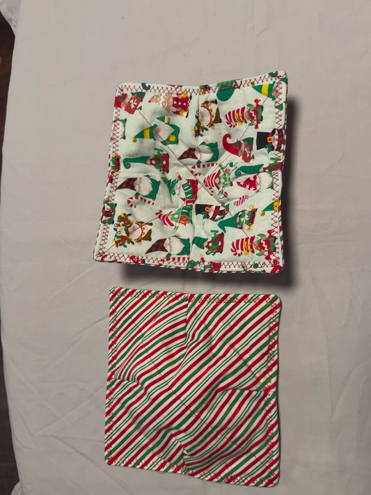 Plate Cozy-Christmas gnome/red and white stripe